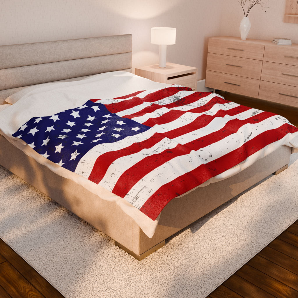 Patriotic Plush Blanket - Soft Velveteen American Pride Throw for Home Decor
